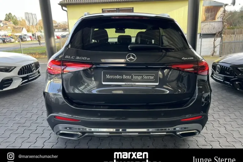 Mercedes-Benz GLC 300 din 2022 cu 8.620 km - oferta MER166320 - foto 5