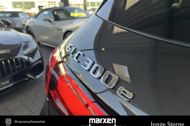 Mercedes-Benz GLC 300 din 2022 cu 8.620 km - oferta MER166320 - foto 31