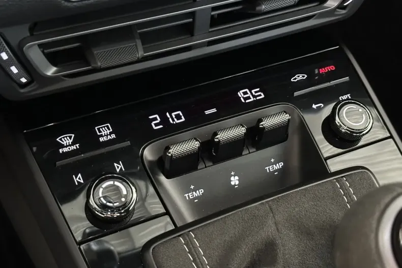 Porsche 992 din 2023 cu 11.000 km - oferta POR166321 - foto 18