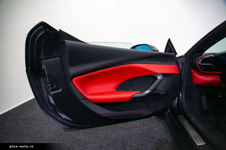 Ferrari 296 GTB din 2024 cu 3.000 km - oferta FER166323 - foto 14