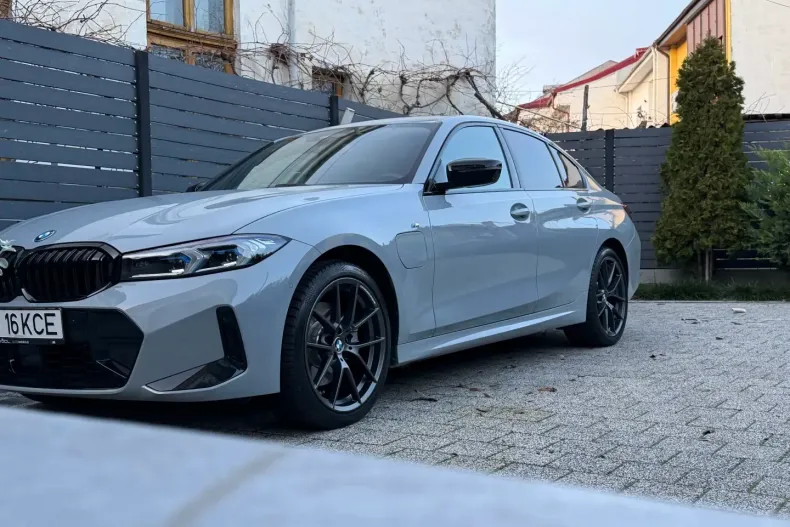 BMW 330 din 2024 cu 11.154 km - oferta BMW166328 - foto 10