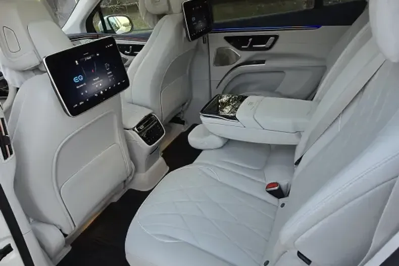 Mercedes-Benz EQS SUV din 2022 cu 31.500 km - oferta MER166331 - foto 18