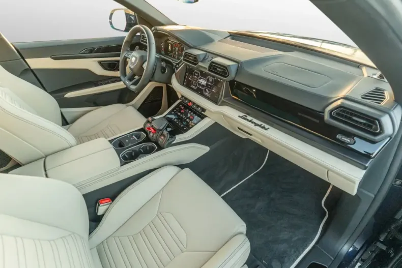 Lamborghini Urus din 2025 cu 6.599 km - oferta LAM166332 - foto 6