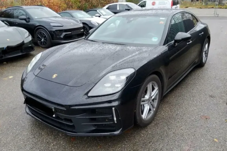 Porsche Panamera din 2025 cu 25.000 km - oferta POR166337 - foto 1