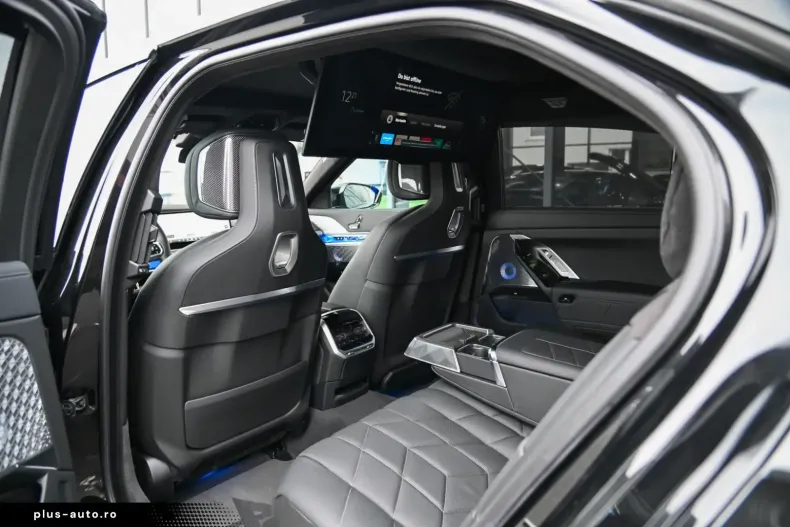 BMW i7 din 2024 cu 4.251 km - oferta BMW166341 - foto 17