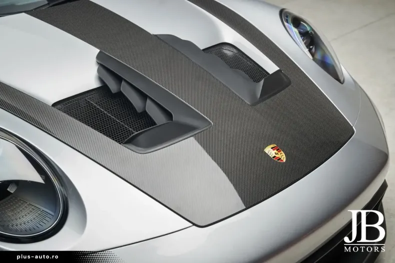 Porsche 992 din 2023 cu 5.500 km - oferta POR166344 - foto 9