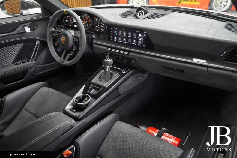 Porsche 992 din 2023 cu 5.500 km - oferta POR166344 - foto 27
