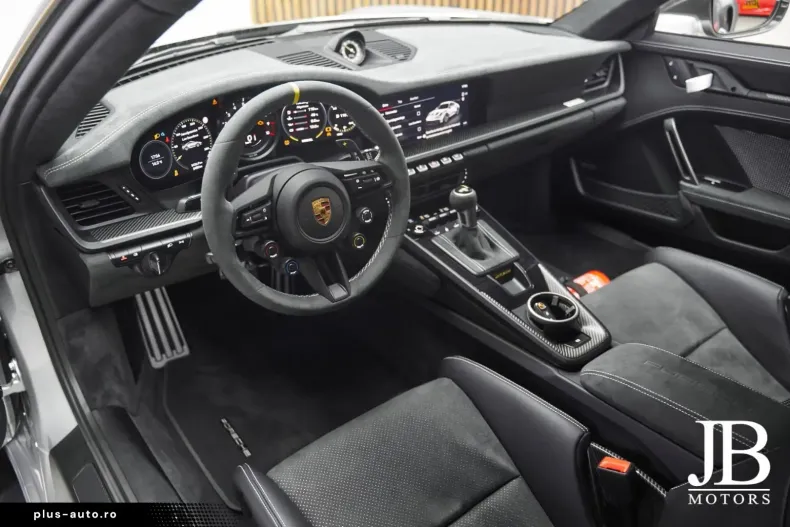 Porsche 992 din 2023 cu 5.500 km - oferta POR166344 - foto 36
