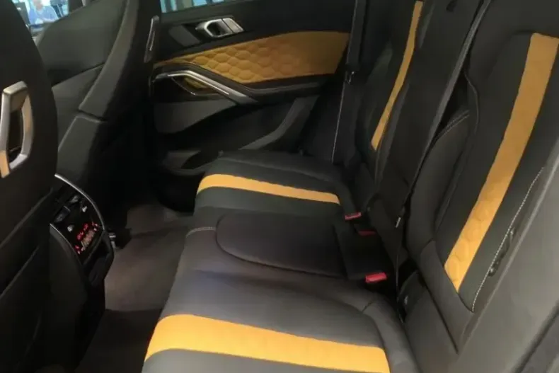 BMW X6 M din 2024 cu 12.335 km - oferta BMW166348 - foto 16