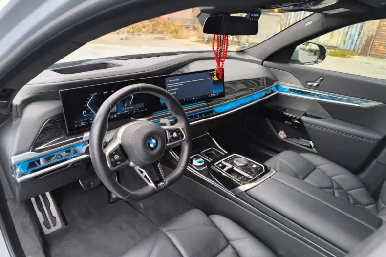 BMW 740 din 2024 cu 45.332 km - oferta BMW166364 - foto 7