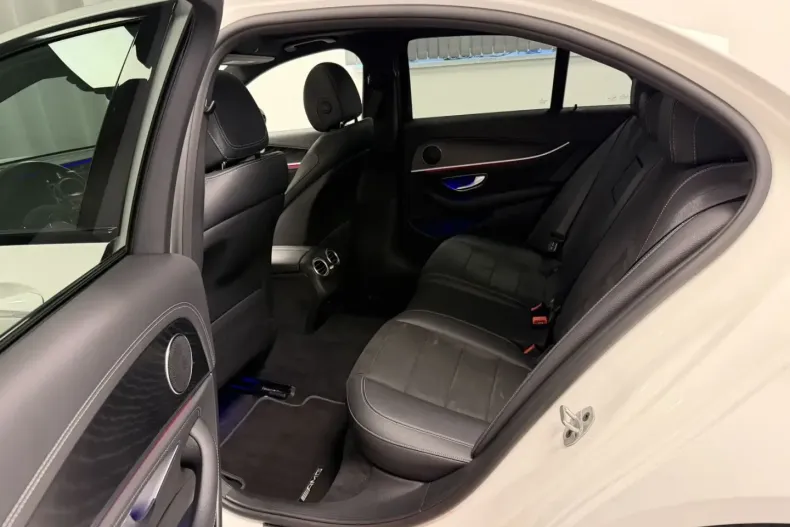 Mercedes-Benz E 300 din 2020 cu 59.400 km - oferta MER166373 - foto 17