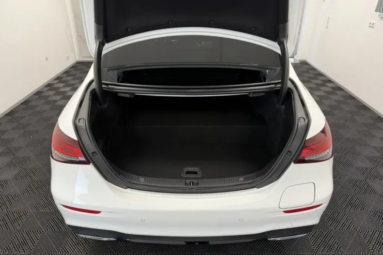 Mercedes-Benz E 300 din 2020 cu 59.400 km - oferta MER166373 - foto 18