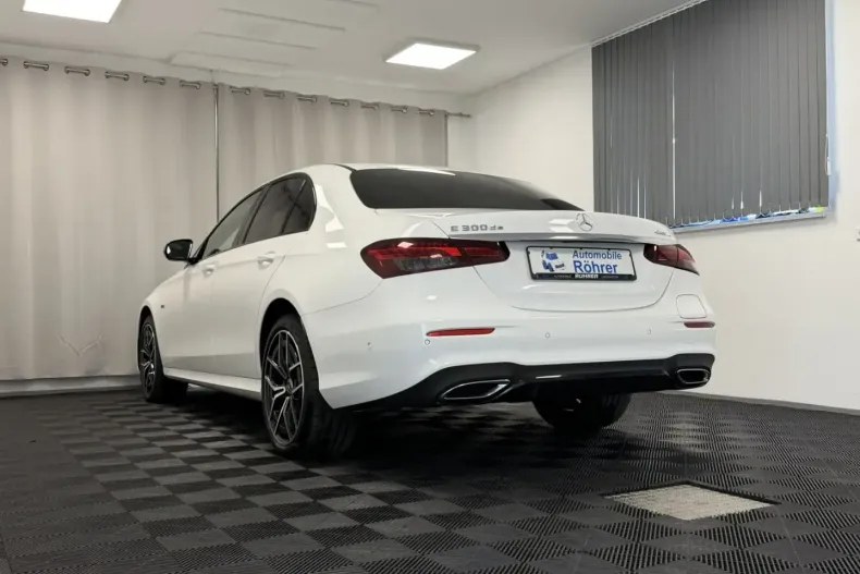 Mercedes-Benz E 300 din 2020 cu 59.400 km - oferta MER166373 - foto 36