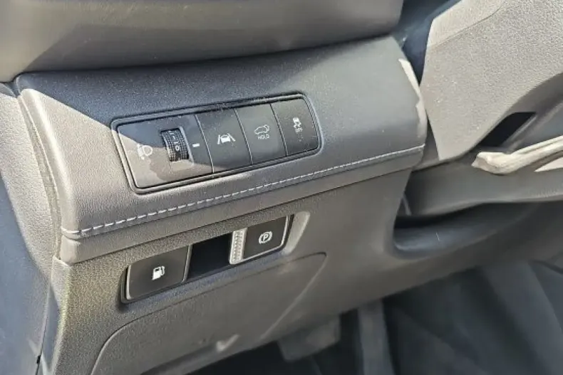 Hyundai SANTA FE din 2022 cu 90.500 km - oferta HYU166377 - foto 11