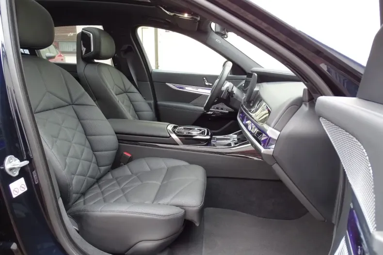 BMW 740 din 2024 cu 28.000 km - oferta BMW166378 - foto 15