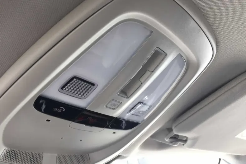 Volvo XC90 din 2024 cu 12.500 km - oferta VOL166388 - foto 10