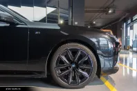 BMW 750 din 2023 cu 68.150 km - oferta BMW166389 - foto 4