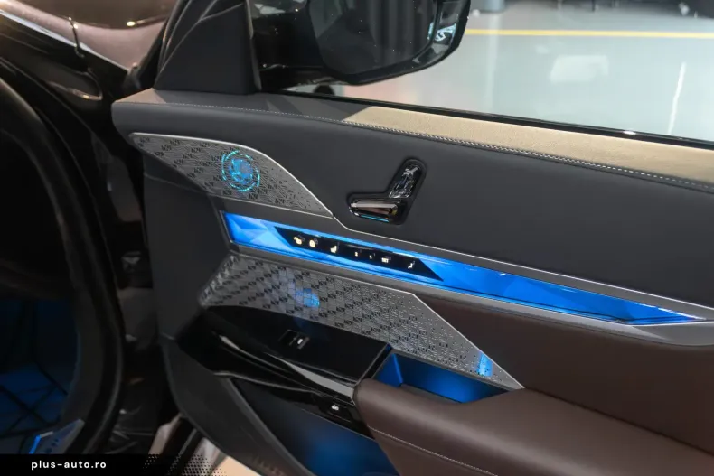 BMW 750 din 2023 cu 68.150 km - oferta BMW166389 - foto 13