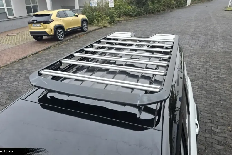 Land Rover Defender din 2021 cu 78.000 km - oferta LAN166396 - foto 13