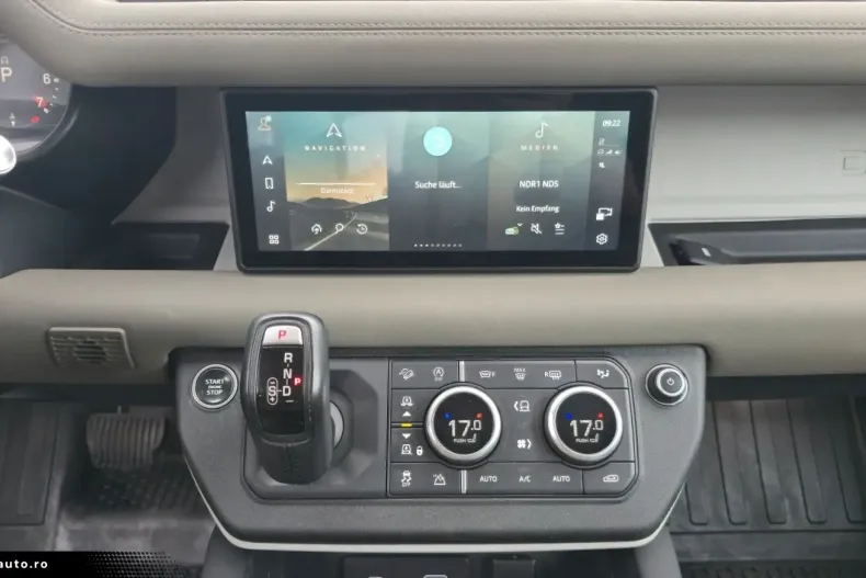 Land Rover Defender din 2021 cu 78.000 km - oferta LAN166396 - foto 21