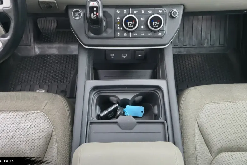 Land Rover Defender din 2021 cu 78.000 km - oferta LAN166396 - foto 22