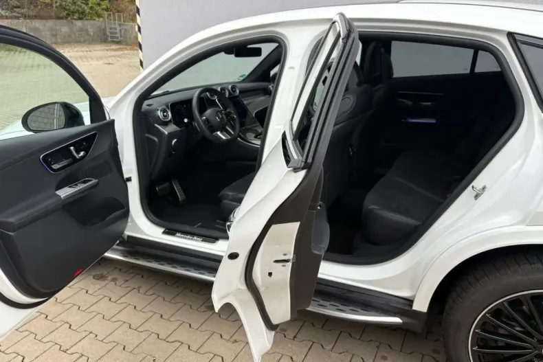 Mercedes-Benz GLC 220 din 2025 cu 17.500 km - oferta MER166399 - foto 17