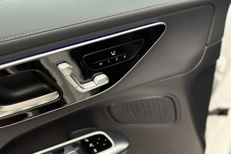 Mercedes-Benz GLC 220 din 2025 cu 17.500 km - oferta MER166399 - foto 33