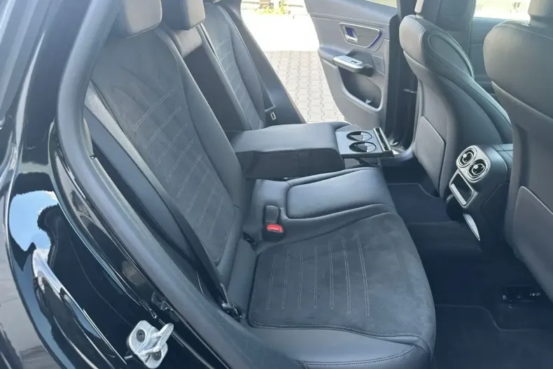 Mercedes-Benz GLC 220 din 2025 cu 11.000 km - oferta MER166400 - foto 17