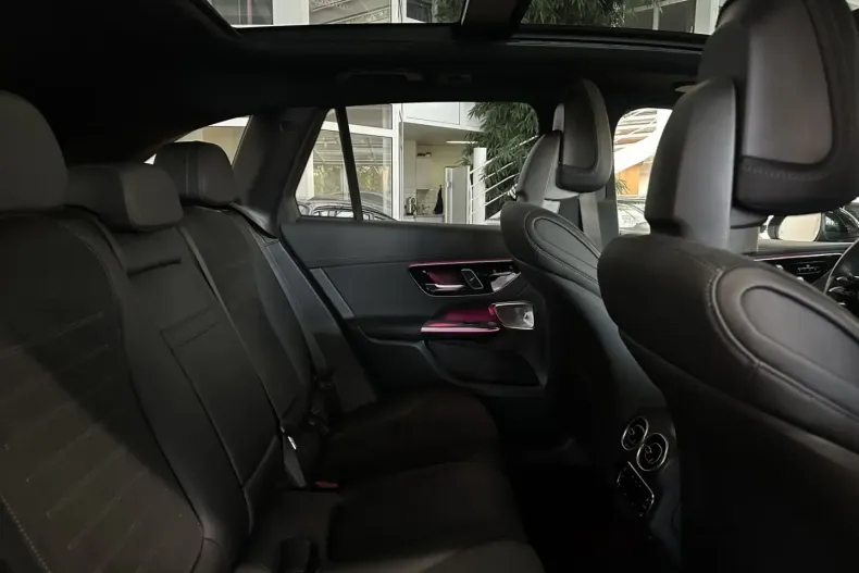 Mercedes-Benz GLC 220 din 2024 cu 25.500 km - oferta MER166401 - foto 14