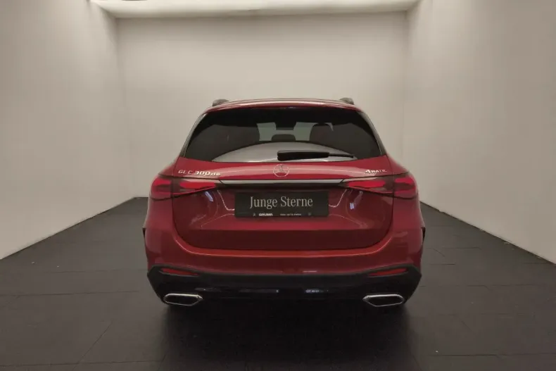 Mercedes-Benz GLC 300 din 2023 cu 33.900 km - oferta MER166403 - foto 5