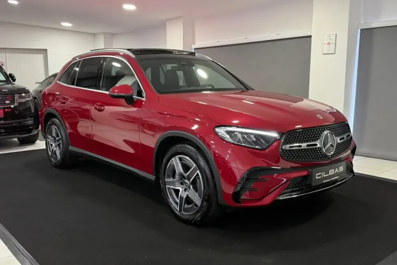 Mercedes-Benz GLC 300 din 2024 cu 2.700 km - oferta MER166404 - foto 1