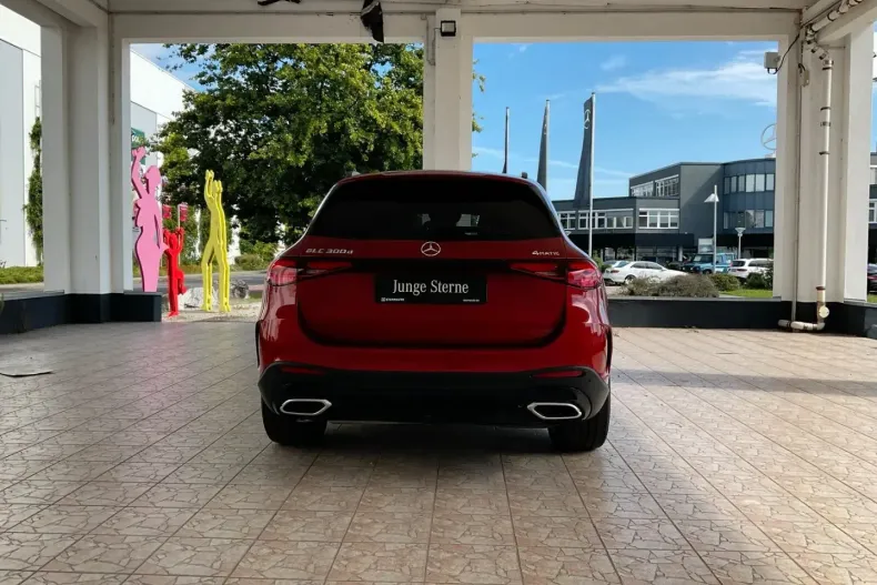 Mercedes-Benz GLC 300 din 2022 cu 37.805 km - oferta MER166408 - foto 4