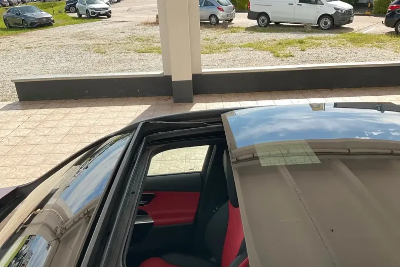 Mercedes-Benz GLC 300 din 2022 cu 37.805 km - oferta MER166408 - foto 30