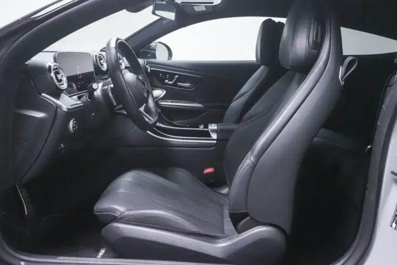 Mercedes-Benz CLE 300 din 2024 cu 19.734 km - oferta MER166412 - foto 5