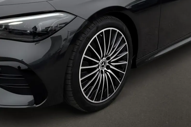 Mercedes-Benz CLE 300 din 2024 cu 20.400 km - oferta MER166414 - foto 6