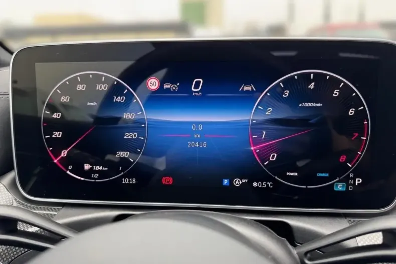 Mercedes-Benz CLE 300 din 2024 cu 20.400 km - oferta MER166414 - foto 13