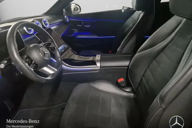 Mercedes-Benz CLE 300 din 2024 cu 12.748 km - oferta MER166415 - foto 8