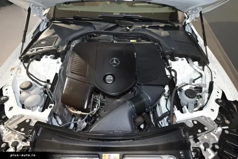 Mercedes-Benz CLE 300 din 2024 cu 12.650 km - oferta MER166416 - foto 13