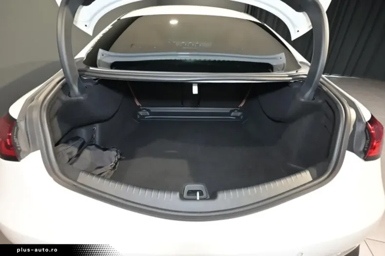 Mercedes-Benz CLE 300 din 2024 cu 12.650 km - oferta MER166416 - foto 14