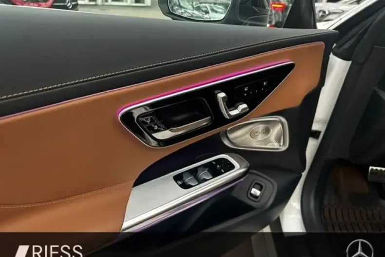 Mercedes-Benz CLE 300 din 2024 cu 2.029 km - oferta MER166417 - foto 8