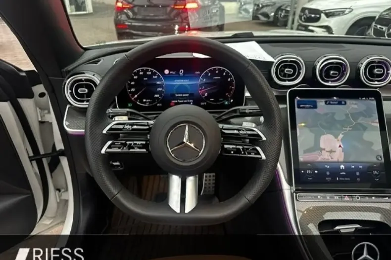 Mercedes-Benz CLE 300 din 2024 cu 2.029 km - oferta MER166417 - foto 10