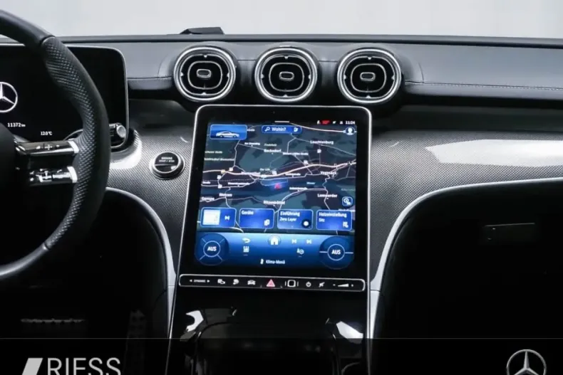 Mercedes-Benz CLE 300 din 2024 cu 11.371 km - oferta MER166424 - foto 6