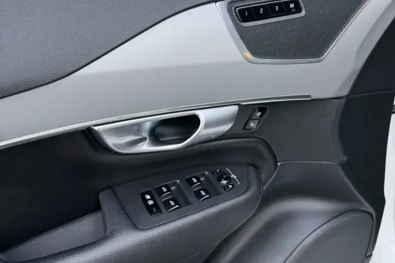 Volvo XC90 din 2020 cu 140.000 km - oferta VOL166427 - foto 25