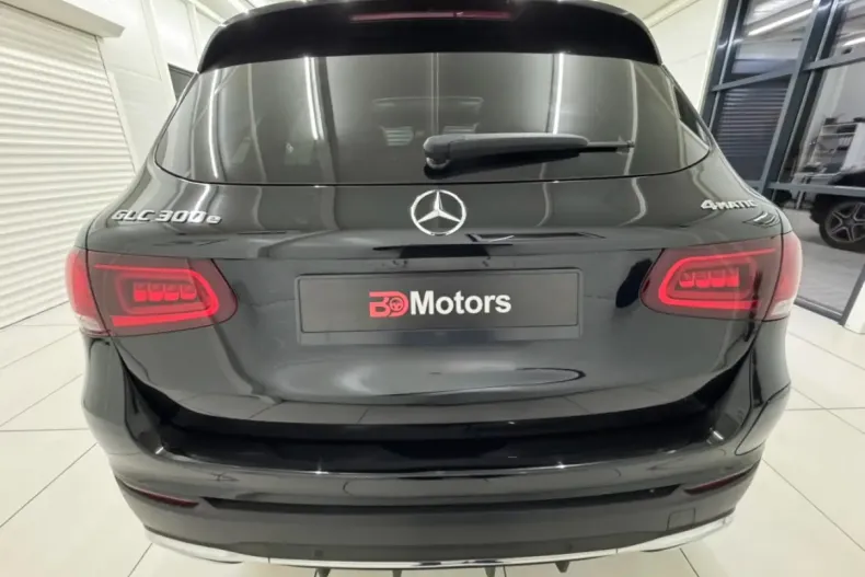 Mercedes-Benz GLC 300 din 2021 cu 98.115 km - oferta MER166428 - foto 6