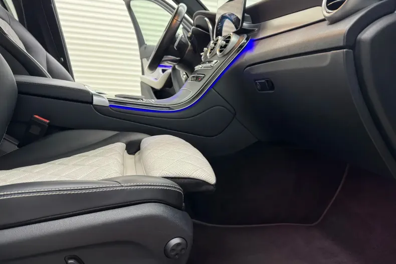 Mercedes-Benz GLC 300 din 2021 cu 98.115 km - oferta MER166428 - foto 19