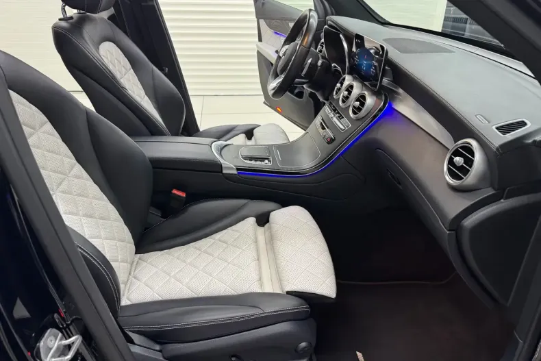 Mercedes-Benz GLC 300 din 2021 cu 98.115 km - oferta MER166428 - foto 21