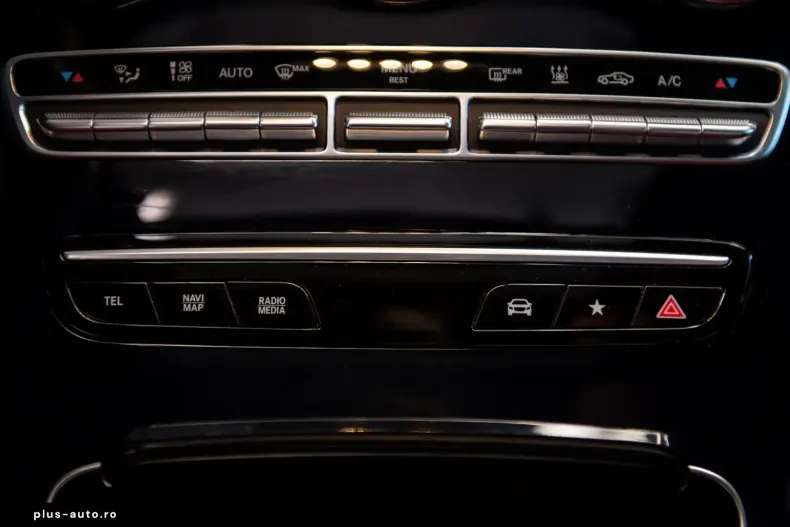 Mercedes-Benz GLC 300 din 2020 cu 21.545 km - oferta MER166442 - foto 25