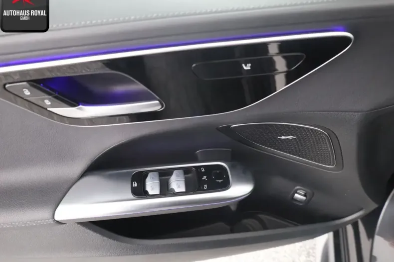 Mercedes-Benz C 300 din 2022 cu 44.463 km - oferta MER166456 - foto 13