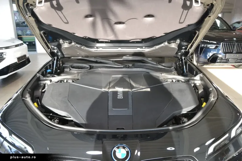 BMW i7 din 2023 cu 49.170 km - oferta BMW166458 - foto 10