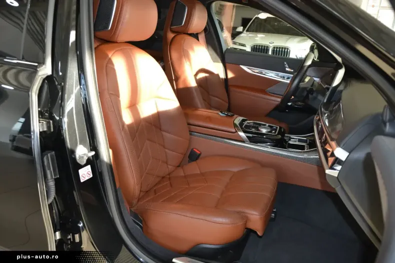 BMW i7 din 2023 cu 49.170 km - oferta BMW166458 - foto 16